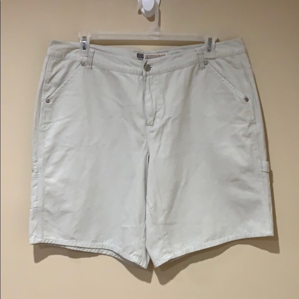 Faded Glory khaki shorts